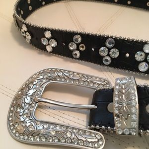 Beautiful bedazzled belt